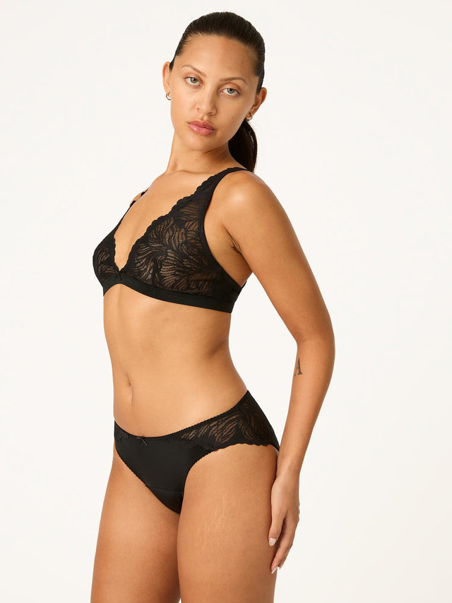 INSCLMNRBW_MB_Intimates_Ines_Midi_Brief_Noir_Black_51_Model_Hailey_10-S.jpg