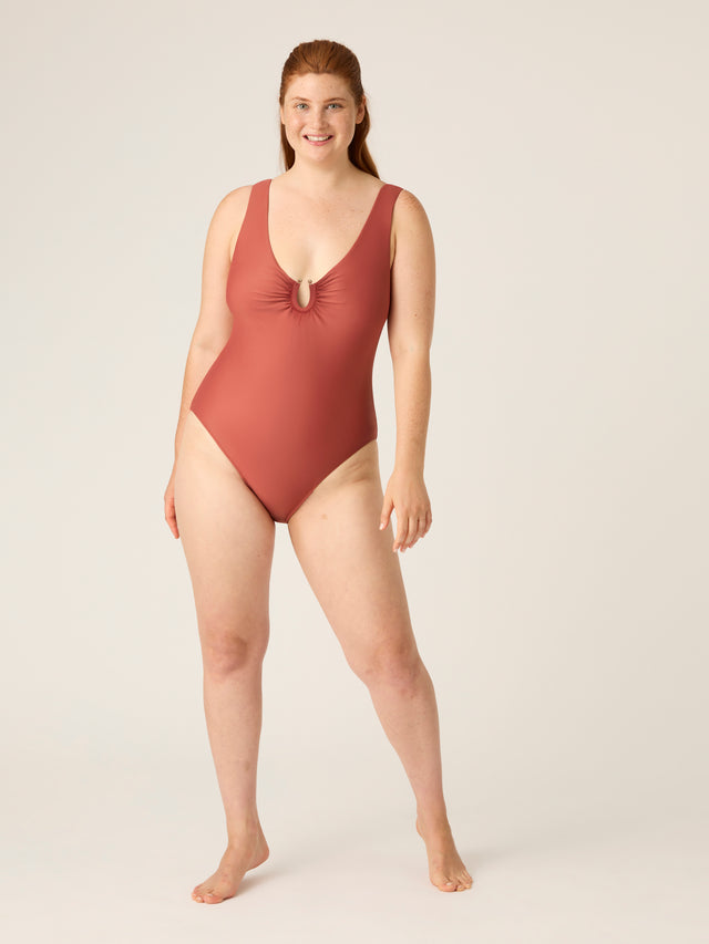 SWSOSCMASHRW-MB_Swimwear_V Neck One Piece_MH_sahara red-0985_model_Amelia_16-XL.jpg